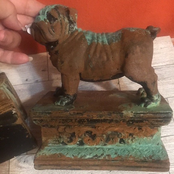Bulldog Statue set / bookends - Picture 6 of 8